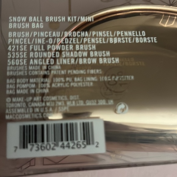 MAC LIMITED EDITION SNOWBALL MINI BRUSH KIT💕 - Picture 5 of 5